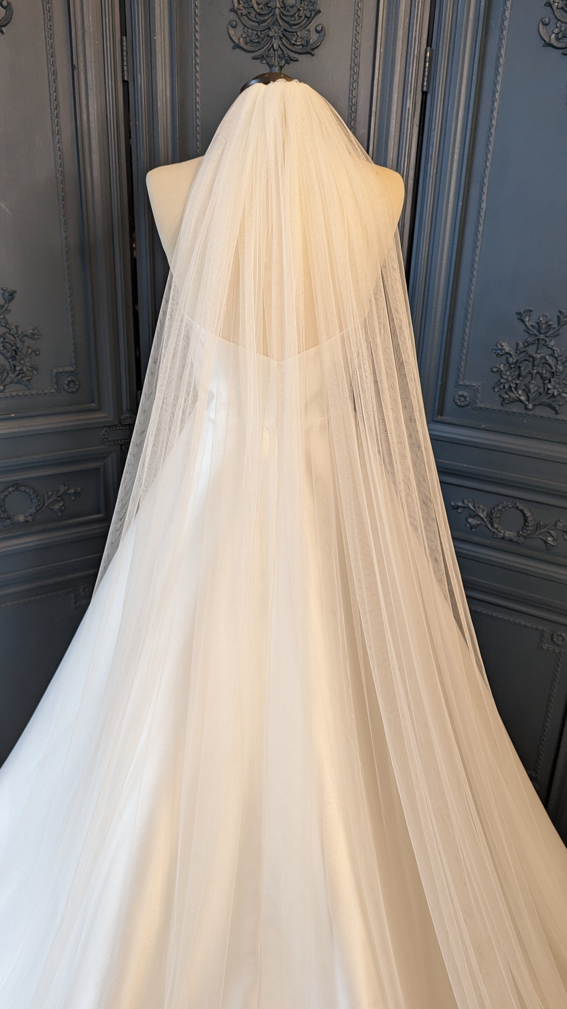 Ivory tulle veil sale